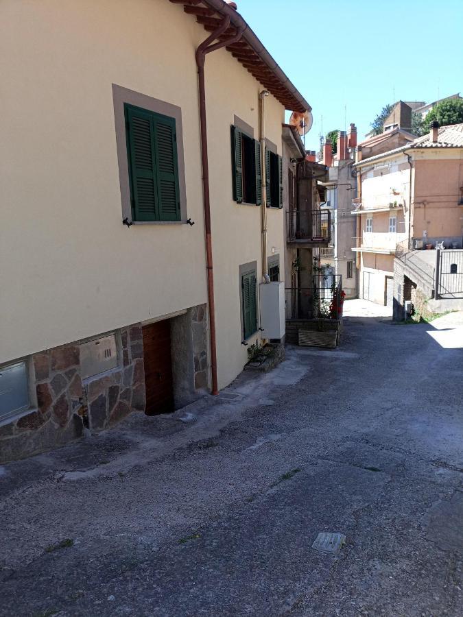 A Pochi Passi Dal Centro Di Montefiascone Apartment Exterior photo